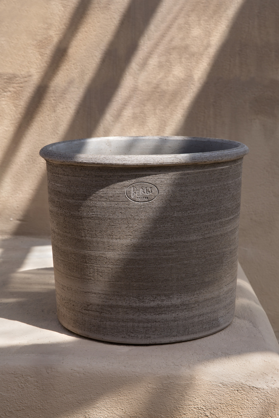Modena RAW Grey potte